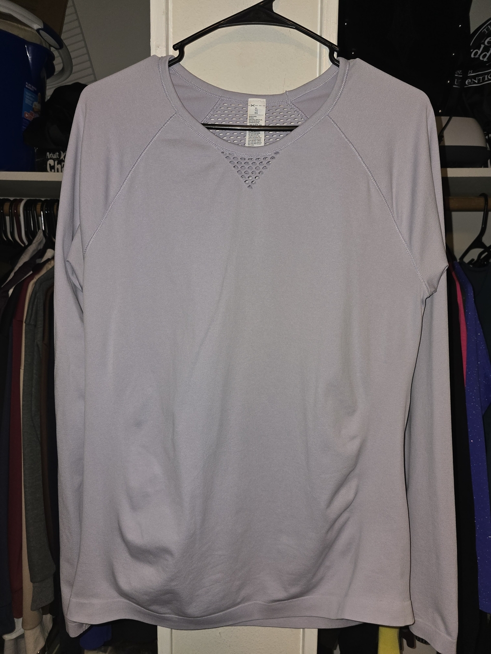 Old Navy Active Light Lavender Women's Long-Sleeve Athletic Top